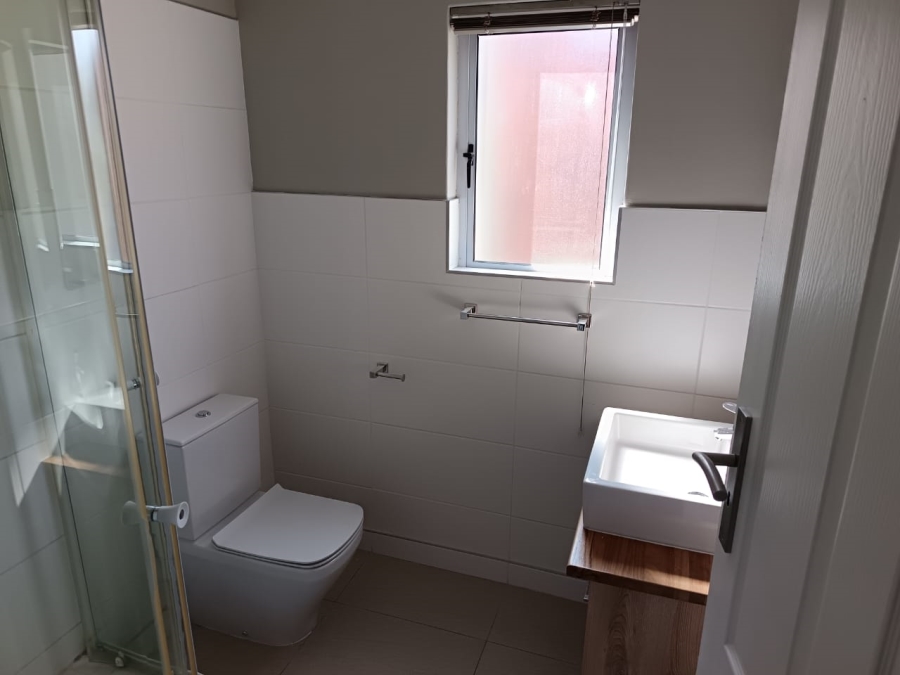 To Let 3 Bedroom Property for Rent in Somerton Estate Free State